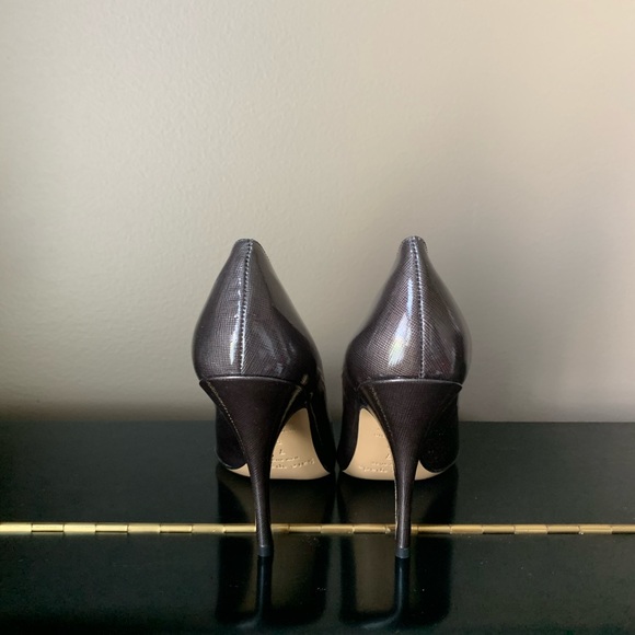 NEW! Laylee grey/saffiano patent. KATE SPADE CRYSTAL EMBELLISHED HEELS. - Picture 3 of 6
